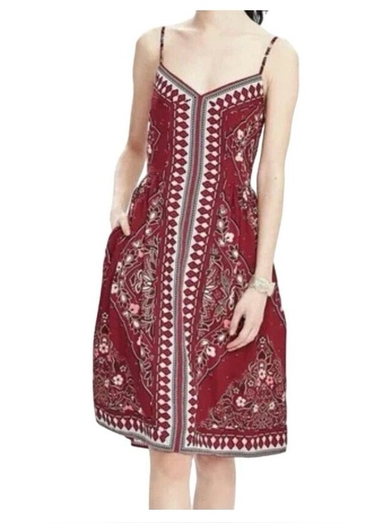 Banana Republic Dresses & Skirts - Banana Republic Maroon boho print Summer Dress